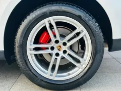 2022 Porsche Macan 2.0T, белый — фото 11