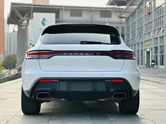 2022 Porsche Macan 2.0T, белый — фото 13