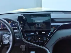 2021 Toyota Camry 2.5G Luxury, белый — фото 13