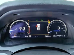 2021 Toyota Camry 2.5G Luxury, белый — фото 14