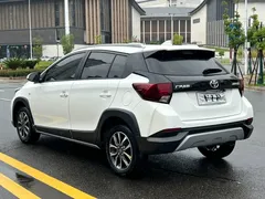 2022 Toyota Yaris L Zhixuan X 1.5L CVT Luxury Plus, белый — фото 4