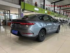 2025 BYD Qin PLUS DM-i PHEV Smart Driving 55km Leading — фото 8