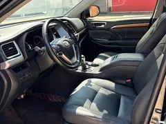 2021 Toyota Highlander 2.0T 4WD Luxury 7, чёрный — фото 4