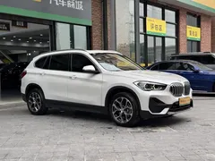 2020 BMW X1 Leading, белый — фото 3