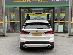 2020 BMW X1 Leading, белый — фото 5
