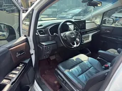 2022 Honda Odyssey 2.0L e:HEV, белый — фото 4