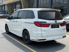 2022 Honda Odyssey 2.0L e:HEV, белый — фото 9