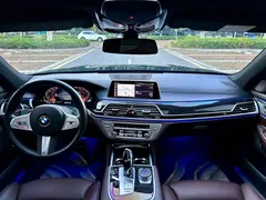 2021 BMW 7 Series 740Li Leading M Sport Package, чёрный — фото 4
