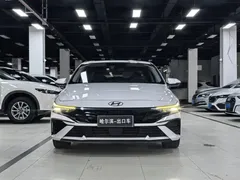 2023 Hyundai Elantra 1.5L CVT LUX Premium, белый — фото 2