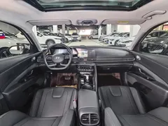 2023 Hyundai Elantra 1.5L CVT LUX Premium, белый — фото 15