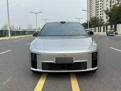 2025 Li Auto i6 2WD Standard — фото 2