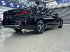 2021 BMW 5 Series 530Li Leading Luxury Package, чёрный — фото 4