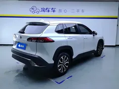 2023 Toyota Frontlander 2.0L CVT Luxury, белый — фото 3