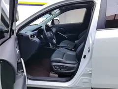 2023 Toyota Frontlander 2.0L CVT Luxury, белый — фото 9