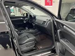 2022 Audi Q5L 40T Luxury Dynamic, чёрный — фото 8