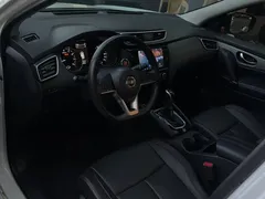 2021 Nissan Qashqai 2.0L CVT Luxury, белый — фото 18