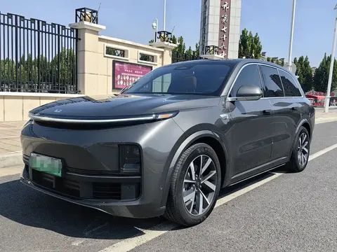 2023 Li Auto L8