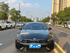 2020 Kia K5 380T GT-Line Premium Tech, чёрный — фото 2