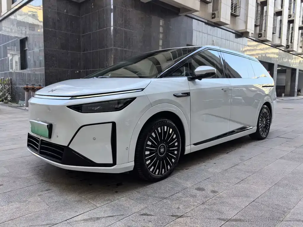 2026 Xpeng X9 EREV 1602 Ultra
