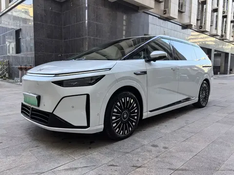 2026 Xpeng X9 EREV 1602 Ultra