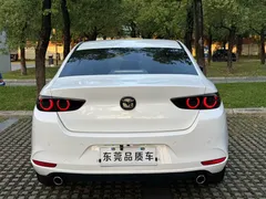 2022 Mazda 3 2.0L AT, белый — фото 6