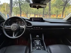2022 Mazda 3 2.0L AT, белый — фото 10