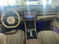 2024 Aito M7 1.5T RWD Smart Driving Ultra 5-seat, зелёный — фото 4