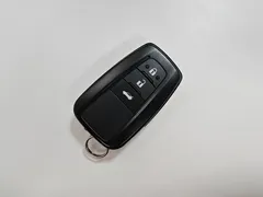 2022 Toyota Levin 185T CVT Luxury, белый — фото 7