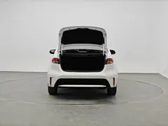 2022 Toyota Levin 185T CVT Luxury, белый — фото 10