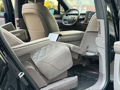 2026 Nio ES8 6-seat Executive Luxury, чёрный — фото 21
