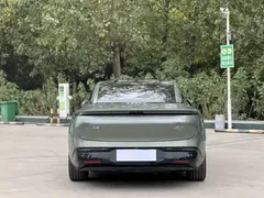 2025 Zeekr 007 RWD Smart Driving 75kWh, зелёный — фото 8