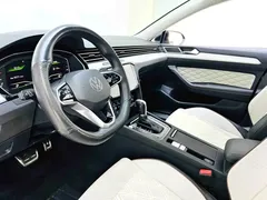 2023 Volkswagen Magotan 330TSI DCT Luxury, чёрный — фото 6