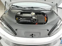 2024 BYD Seal PHEV 1.5L 121km Luxury, белый — фото 10