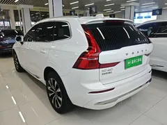 2023 Volvo XC60 4WD Luxury, белый — фото 5