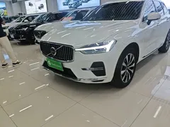 2023 Volvo XC60 4WD Luxury, белый — фото 24
