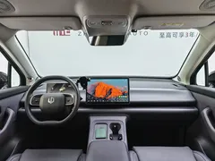 2024 Leapmotor C16 EREV 200 Premium — фото 13
