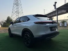 2023 Honda Vezel 1.5L CVT Elite, белый — фото 4