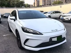 2026 BYD Seal 05 PHEV 128km Luxury — фото 3