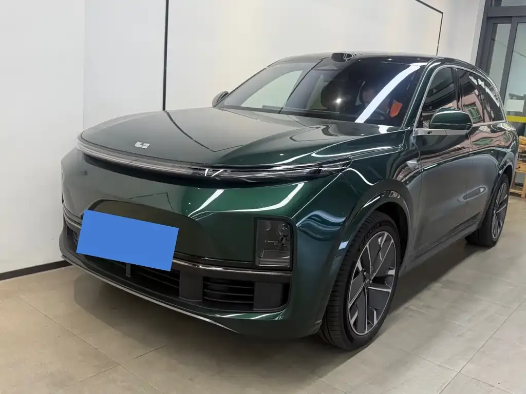 2024 Li Auto L8