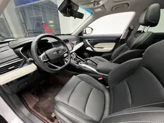 2022 Geely Atlas 1.8T DCT Smart, белый — фото 3