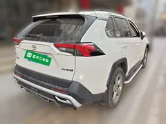 2021 Toyota RAV4 2.0L CVT 2WD Fashion Plus, белый — фото 4