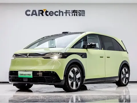 2025 Zeekr Mix Smart Driving
