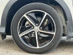 2020 Honda Vezel 1.5L CVT Pioneer, белый — фото 11
