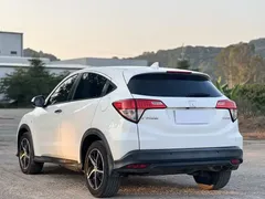 2020 Honda Vezel 1.5L CVT Pioneer, белый — фото 13