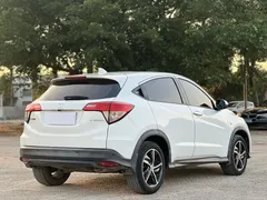 2020 Honda Vezel 1.5L CVT Pioneer, белый — фото 15