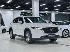 2024 Mazda CX-5 2.0L AT 2WD Fashion, белый — фото 3