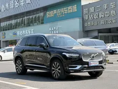 2023 Volvo XC90 7-seat, чёрный — фото 2
