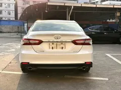2019 Toyota Camry 2.0G Luxury, белый — фото 5