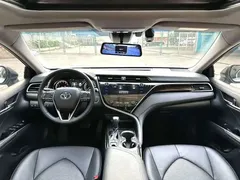 2019 Toyota Camry 2.0G Luxury, белый — фото 9
