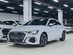 2022 Audi A3L Limousine 35 TFSI Fashion Sport, белый — фото 1